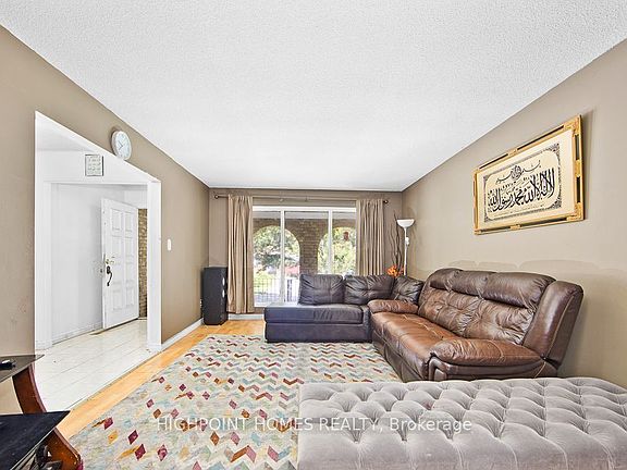 5th image of 1870 Rosefield Rd