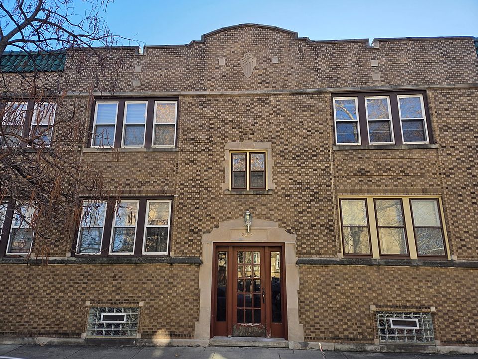 1st image of 3219 W Catalpa Ave APT 2W