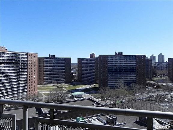 4th image of 6115 97th St APT 12J