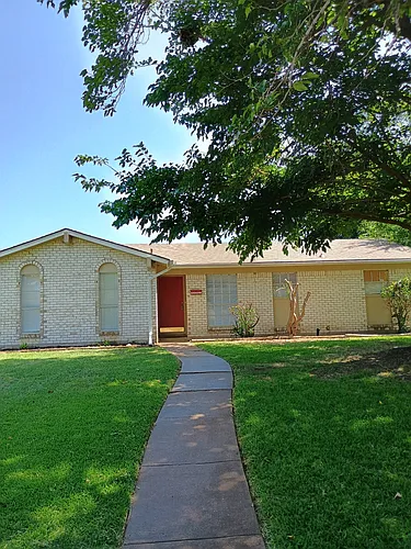1606 Bitter Creek Dr Photo 1