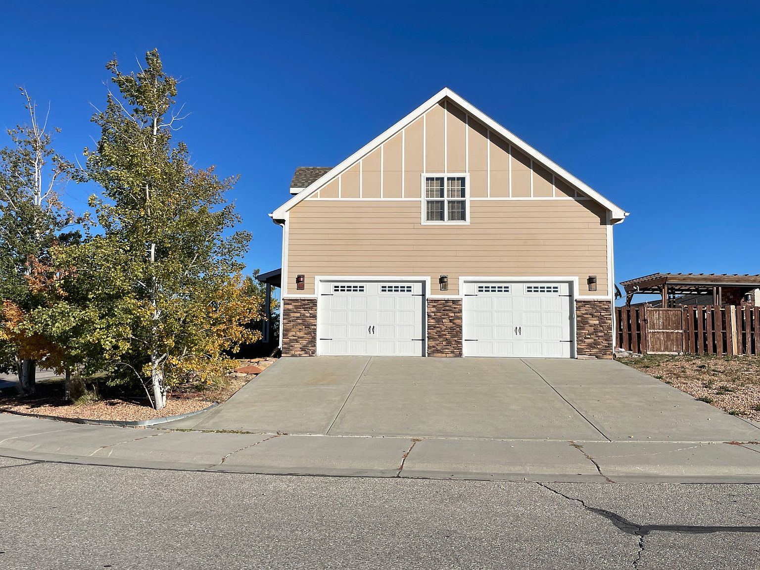 1611 E 27th St, Casper, WY 82601 Zillow