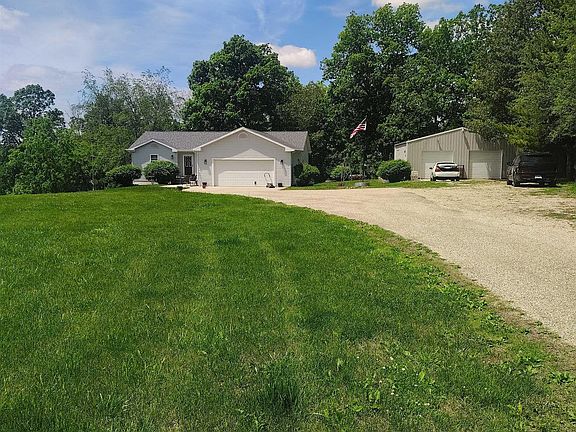 3rd image of 30720 N Norris Blacktop