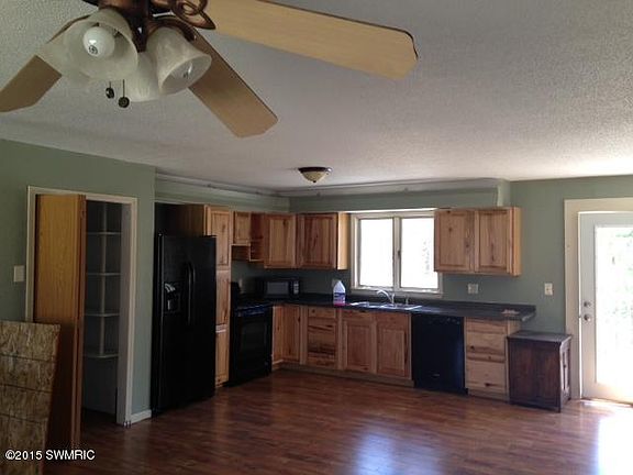 4th image of 21775 Woodward Ave