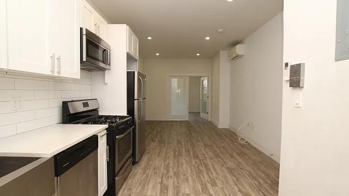 Rented by Nooklyn NYC LLC | media 2