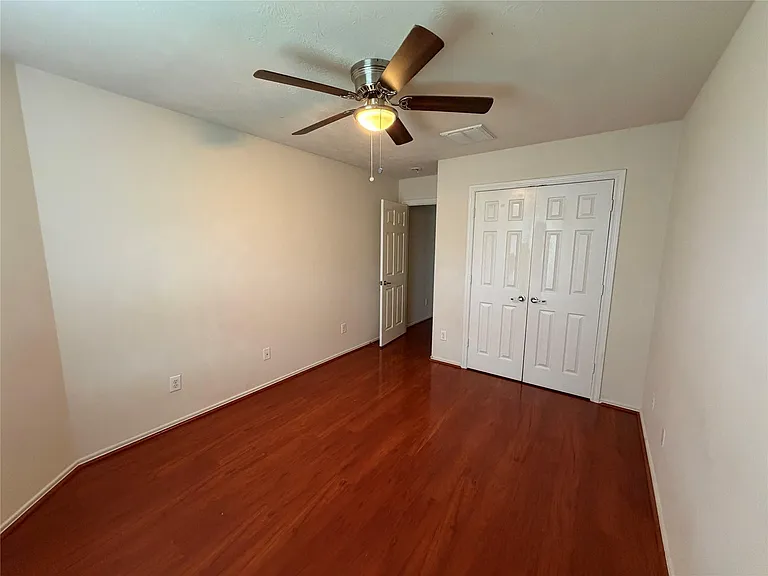 6826 Pheasant Oak Dr — Photo 18