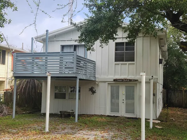 162 Smith Ln, Grand Isle, LA 70358