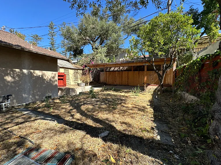2140 Loomis St — Photo 20