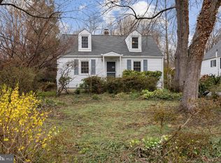 3000 Fairhill Rd, Fairfax, VA 22031