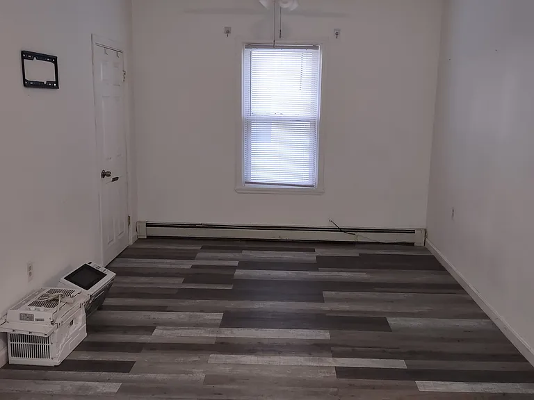 66 Baldwin St #2 — Photo 8