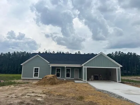 42 Mount Olive Church Rd, Tifton, GA 31794