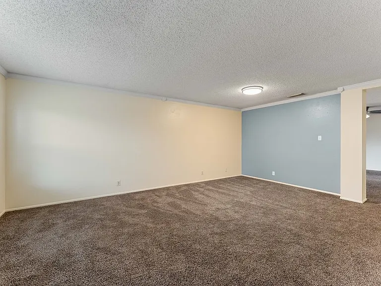6863 Cypress Mist Dr — Photo 5