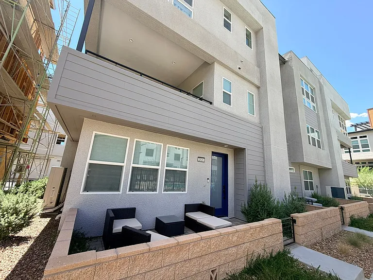 2520 Cracked Stone St — Photo 4