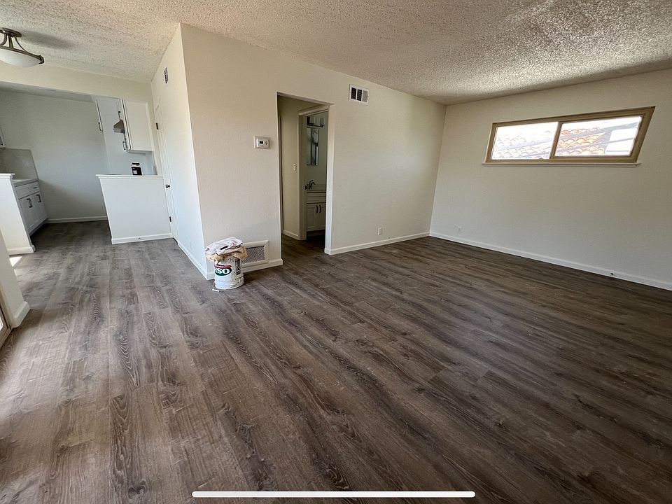 2nd image of 173 Broadway #3