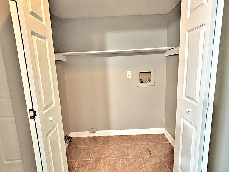 Avalon Cove Townhomes — Photo 20