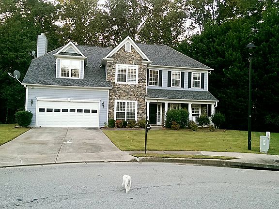2nd image of 1542 Hampton Woods Dr