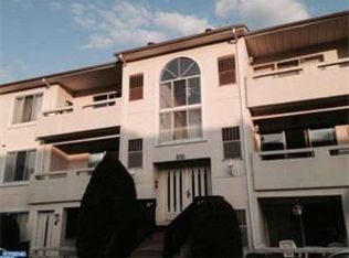 161 Benjamin Ct #G161, Philadelphia, PA 19114