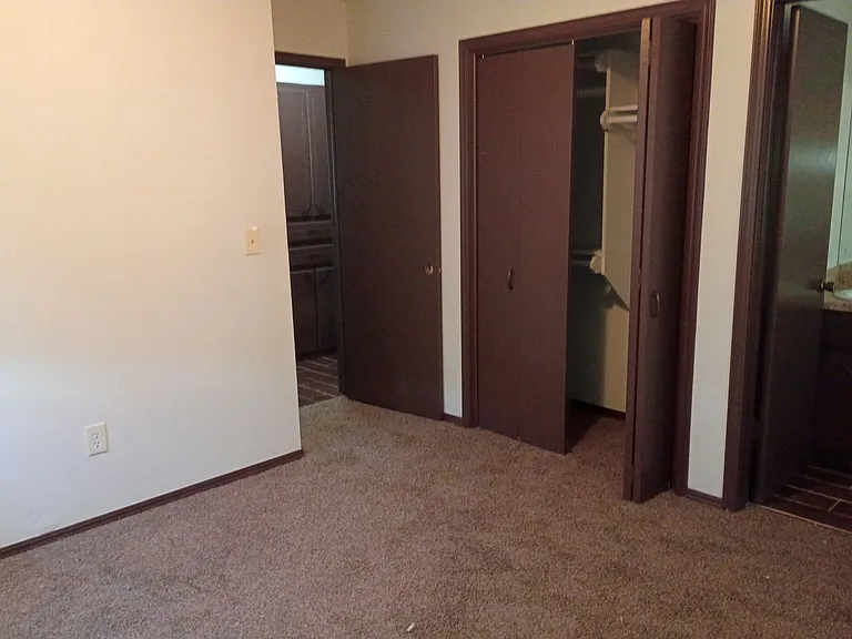 306 W Michael Dr — Photo 12