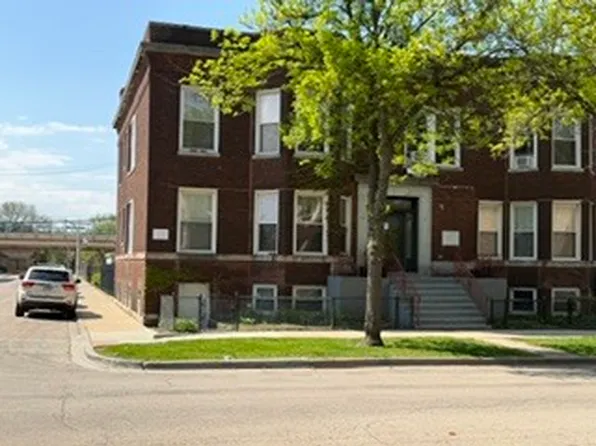 2833 W Walnut St, Chicago, IL 60612