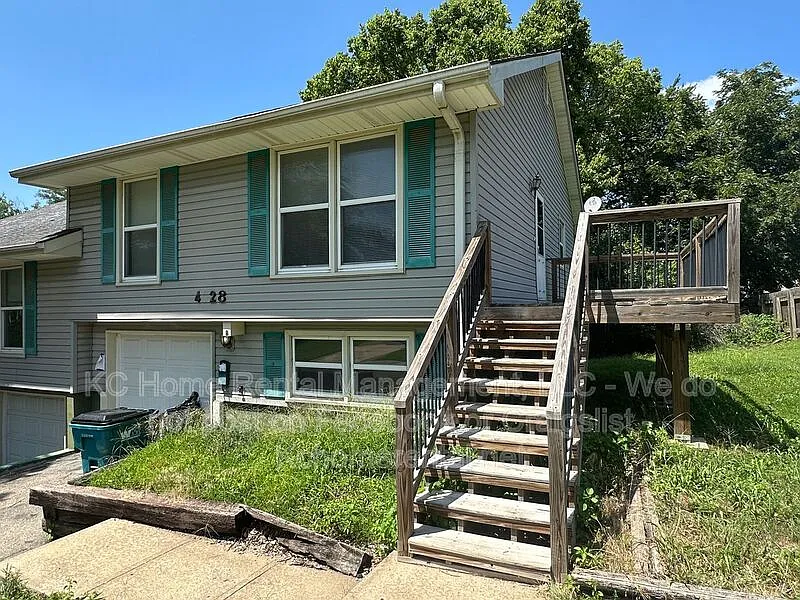 2 bed, 1.0 bath, $1,195 — Photo 4