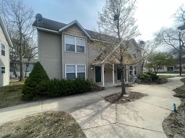 323 S Garfield Ave #A, Traverse City, MI 49686