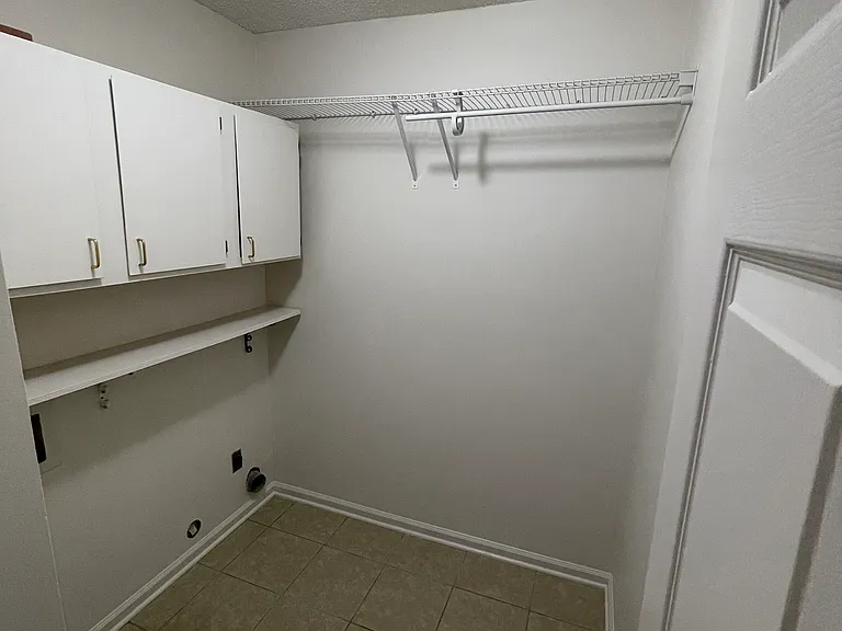 6990 Meadowlands Pl — Photo 5
