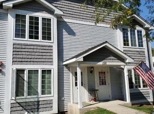 126 Washington St #B, Ingleside, IL 60041