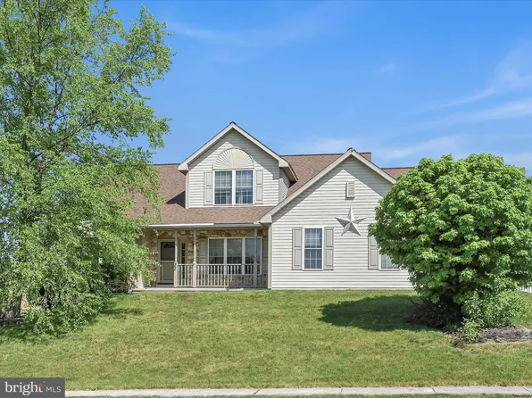 32 Hickory Ln, Bernville, PA 19506