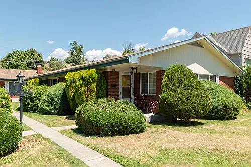 414 W Pueblo St Photo 1