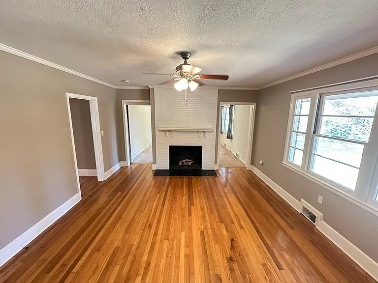 2306 Lane Ave — Photo 11