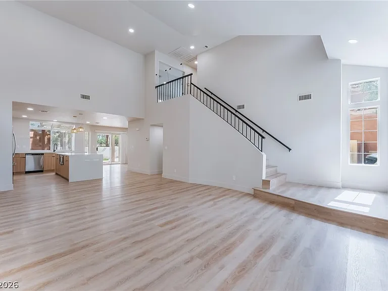 2100 Desert Peak Rd — Photo 8