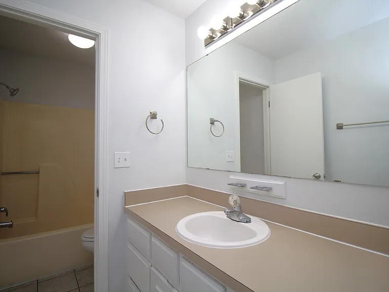 7679 Old Hickory Dr — Photo 14