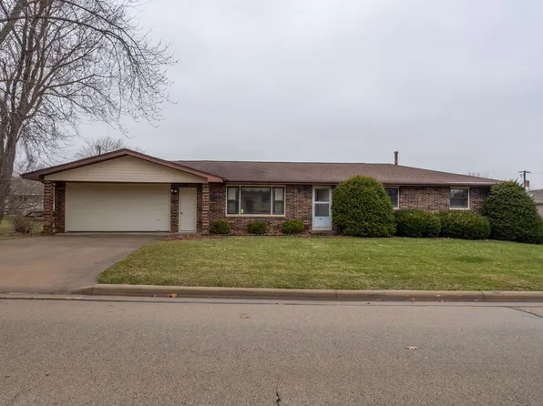 2387 Briarwood Dr, Dubuque, IA 52002