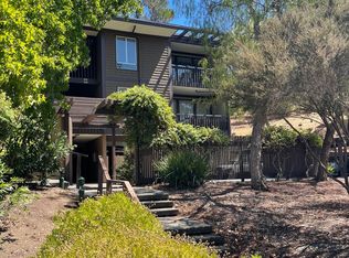 40 Forest Ln, San Rafael, CA 94903