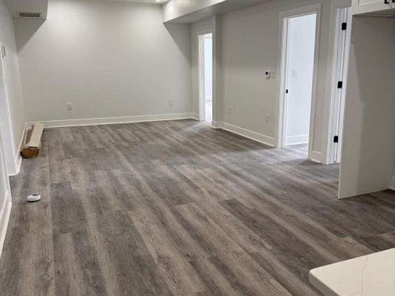 3rd image of 321 Jefferson Ave APT 2