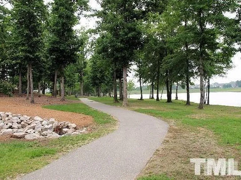 108 Linden Park Ln — Photo 21