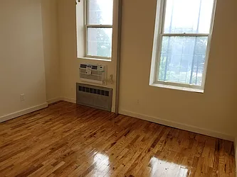 Rented by Urban Realty NYC