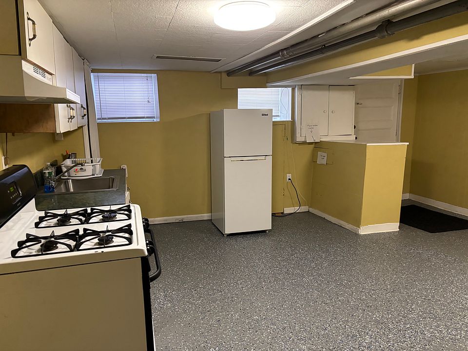 1st image of 225 Jackson St #1-L