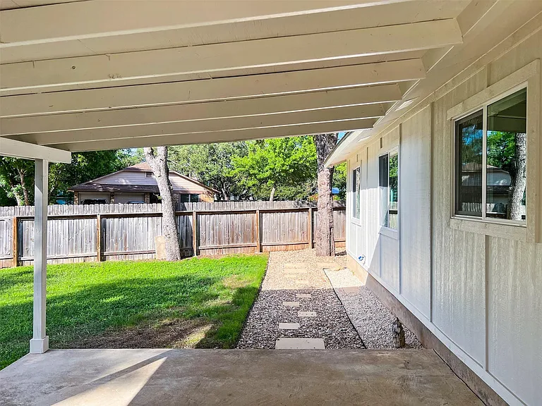 7736 Croftwood Dr — Photo 35