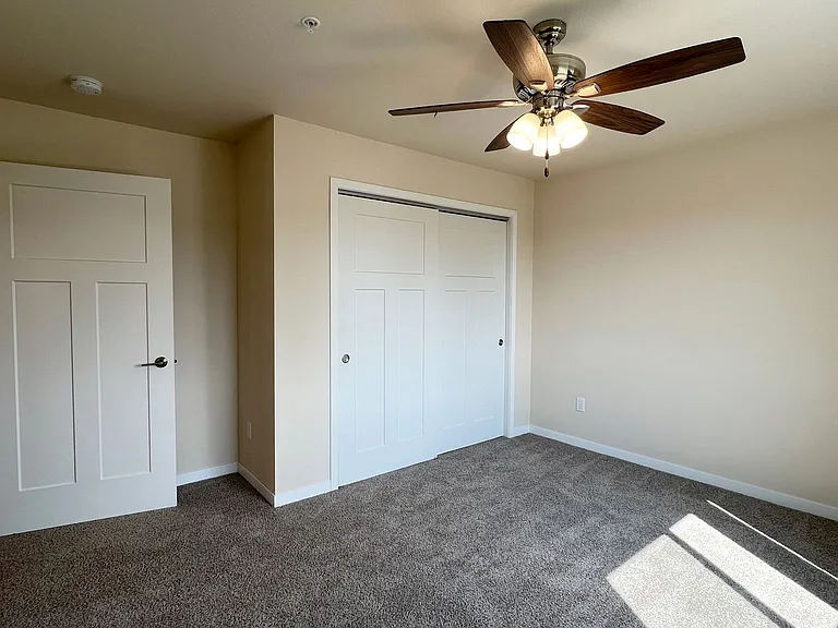 1419 Pine St #9 — Photo 55