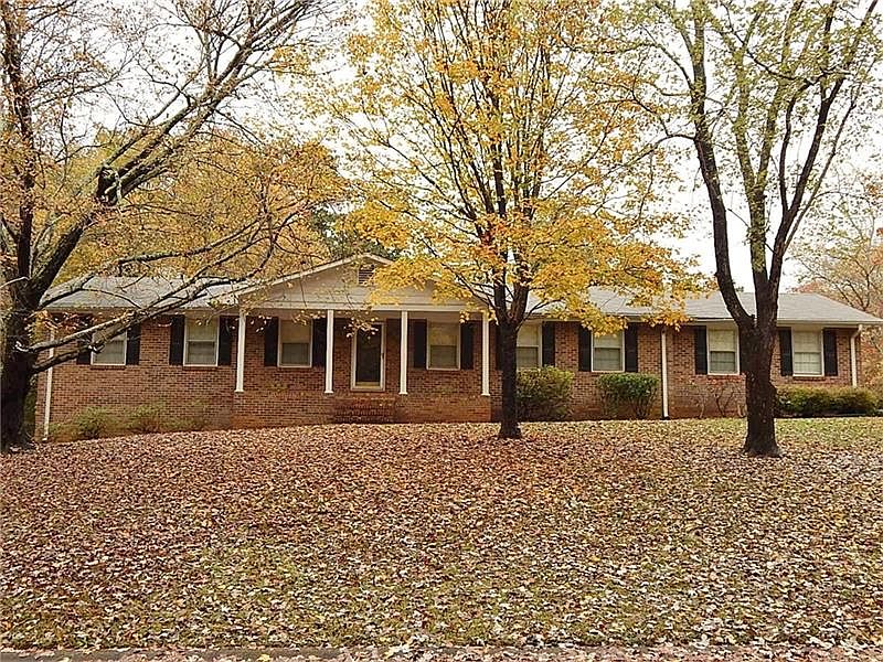 1st image of 1575 Patricia Way