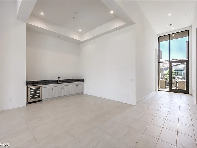 10864 Agate Cliffs Ave — Photo 5