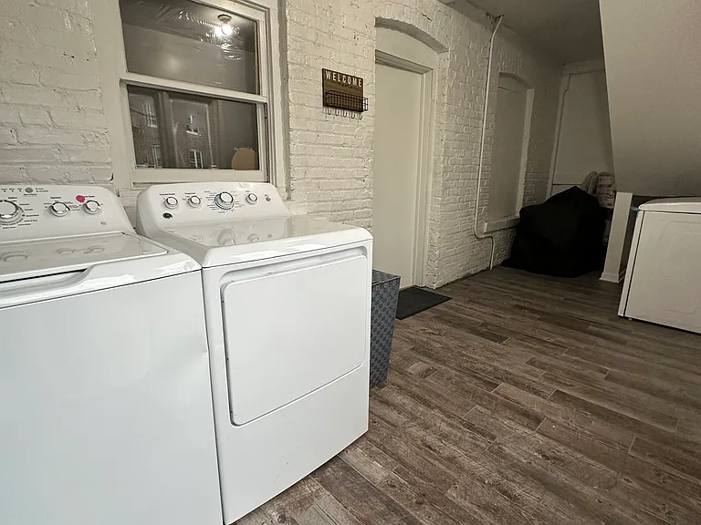 4621 S Archer Ave #1 — Photo 12