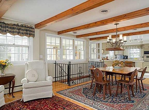 4th image of 134 Dawnbrook Ln