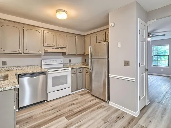4 Bradley Ct #A, Cayce, SC 29033
