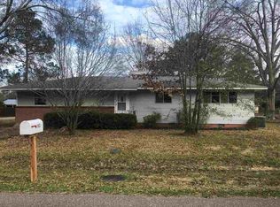 501 Donna Cir, Richland, MS 39218