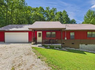 728 Punkin Hollow Rd, Stanton, KY 40380