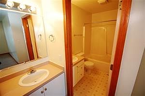 5th image of 525 S Silverwood Ln APT B