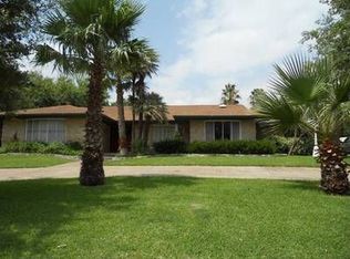 204 Wedgewood Dr, Laredo, TX 78041