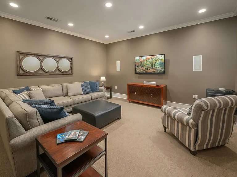 Greystone Summit Knoxville — Photo 12