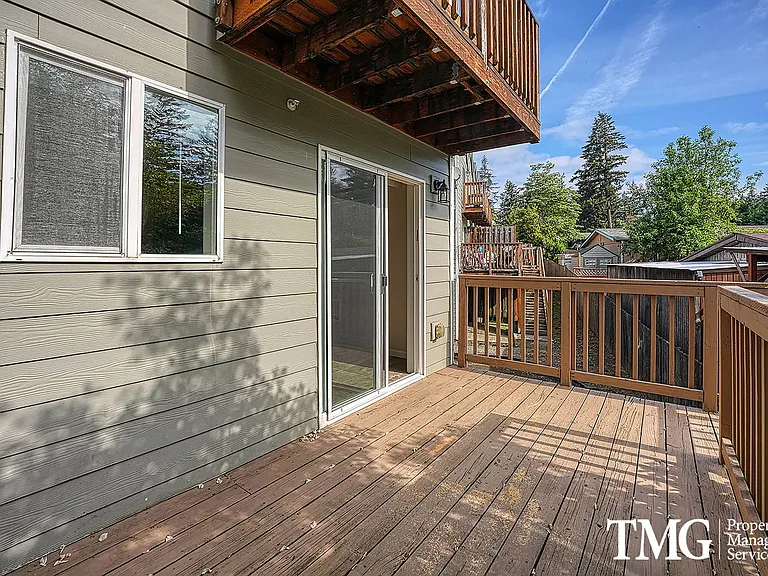 15075 SE Powell Blvd — Photo 23